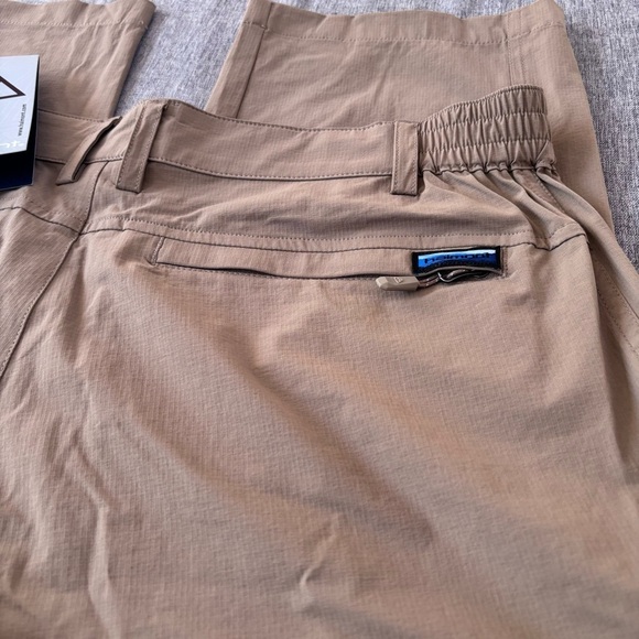 Haimont Men's Hiking Pants with 6 Zip Pockets, Medium - Picture 10 of 10